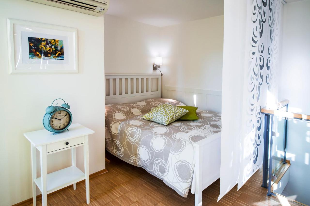 Modern Apartment Charvatova Πράγα Εξωτερικό φωτογραφία